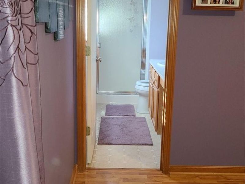 18040 Woodside N, Strongsville, OH 44149 Photo 17