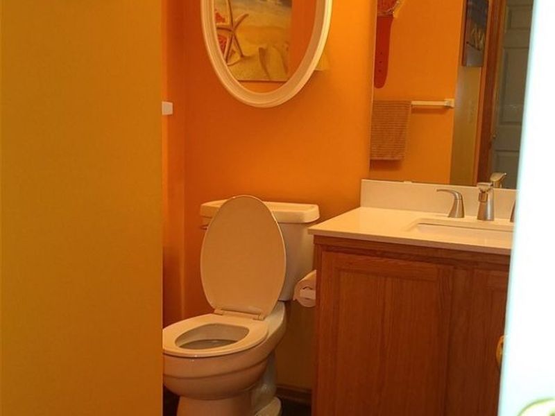 18040 Woodside N, Strongsville, OH 44149 Photo 25