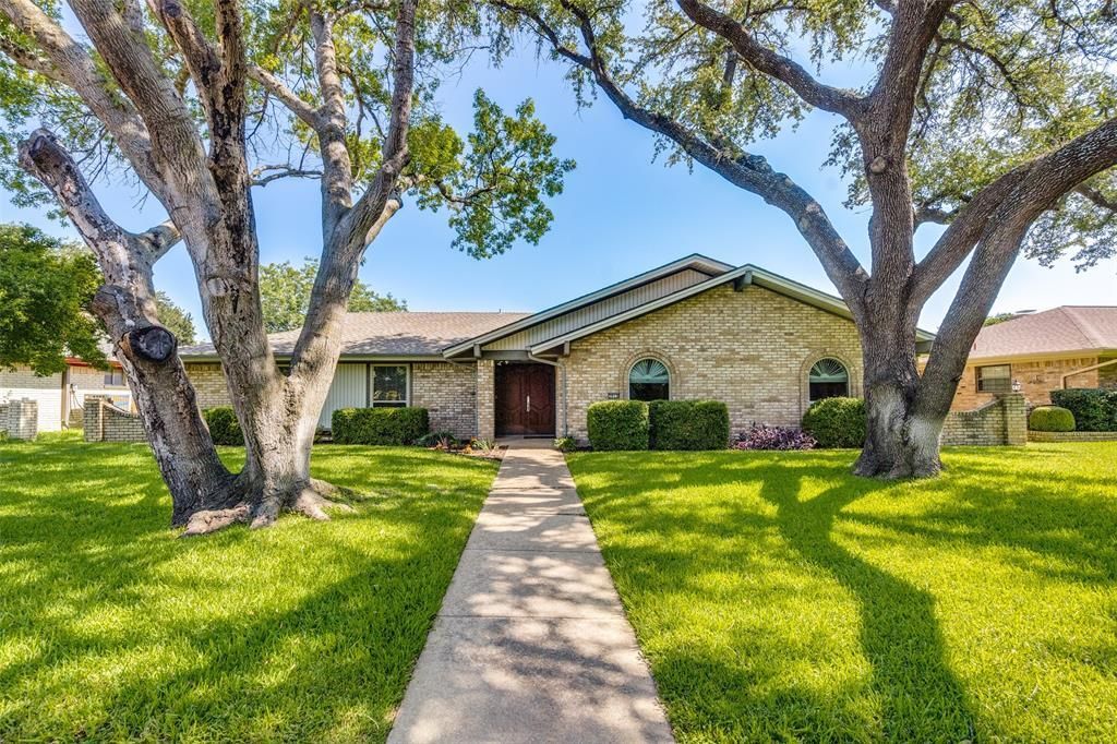 2913 Dartmouth Drive, Plano, TX 75075 Main Photo