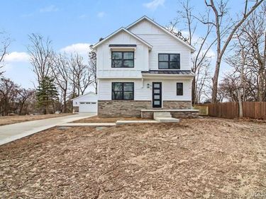16761 Franklin Road, Northville Twp, MI 48168