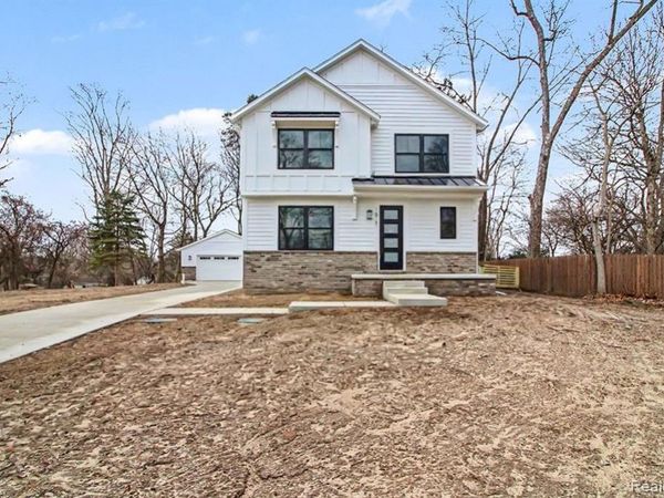16761 Franklin Road, Northville Twp, MI 48168