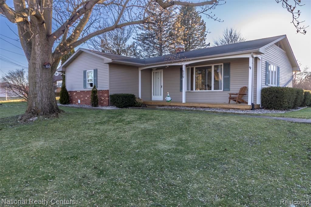 529 N Watkins, Perry, MI 48872 Main Photo