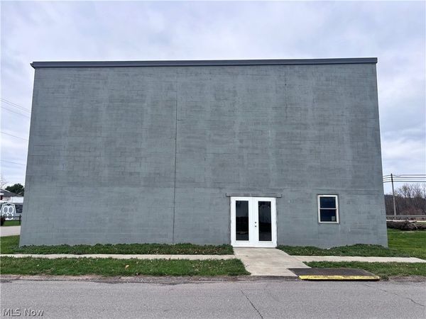 105 Clark Street, Belmont, WV 26134