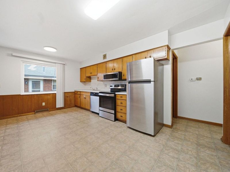 4231 Glenmawr Avenue, Columbus, OH 43224 Photo 12