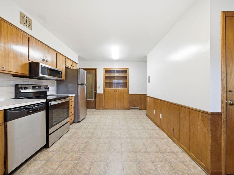 4231 Glenmawr Avenue, Columbus, OH 43224 Photo 18