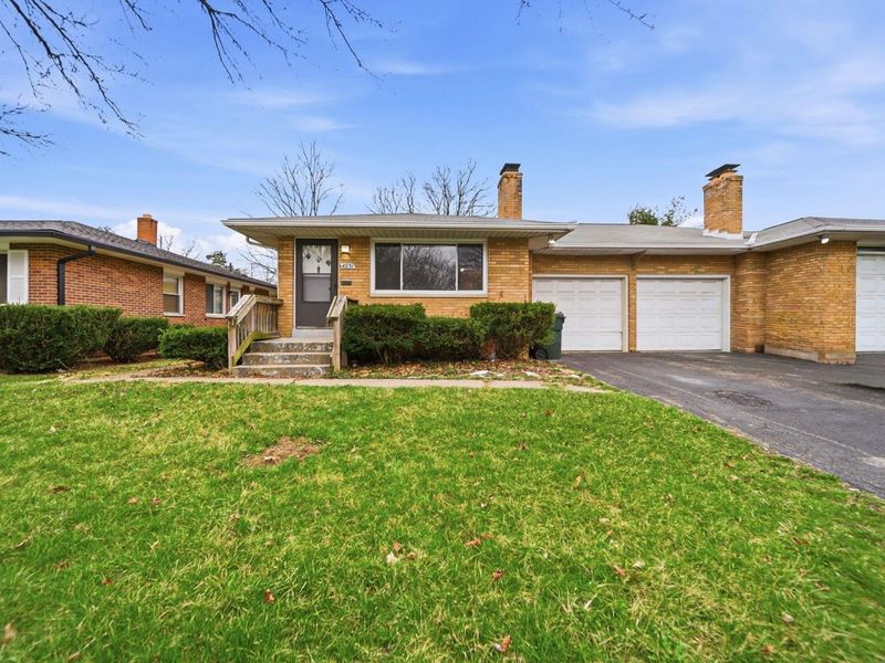 4231 Glenmawr Avenue, Columbus, OH 43224 Photo 3