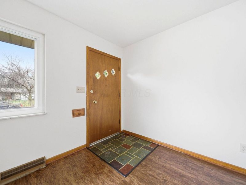 4231 Glenmawr Avenue, Columbus, OH 43224 Photo 6