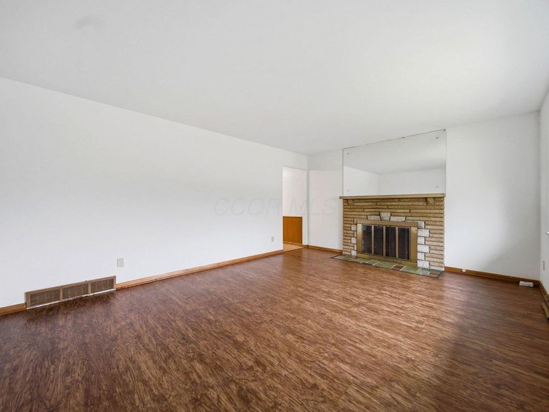 4231 Glenmawr Avenue, Columbus, OH 43224 Photo 7