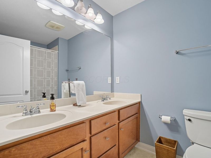 5017 Calais Drive, Columbus, OH 43221 Photo 39