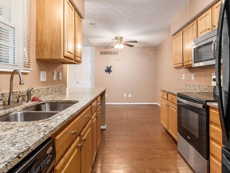 539 S Market Street, Lithopolis, OH 43136 Photo 13