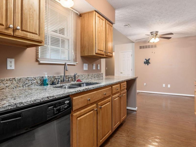 539 S Market Street, Lithopolis, OH 43136 Photo 15