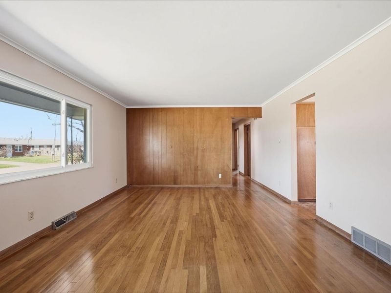 791 Norris Drive, Columbus, OH 43224 Photo 11