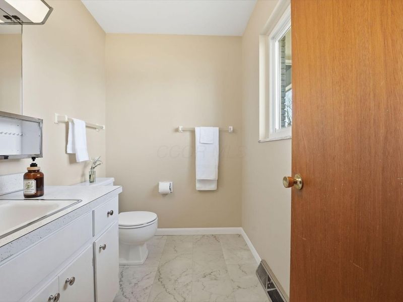 791 Norris Drive, Columbus, OH 43224 Photo 32