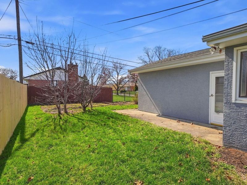 791 Norris Drive, Columbus, OH 43224 Photo 6