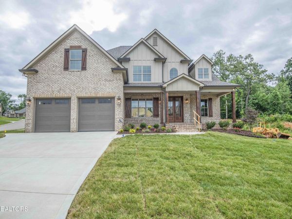 722 Eaglehorne Lane, Knoxville, TN 37909