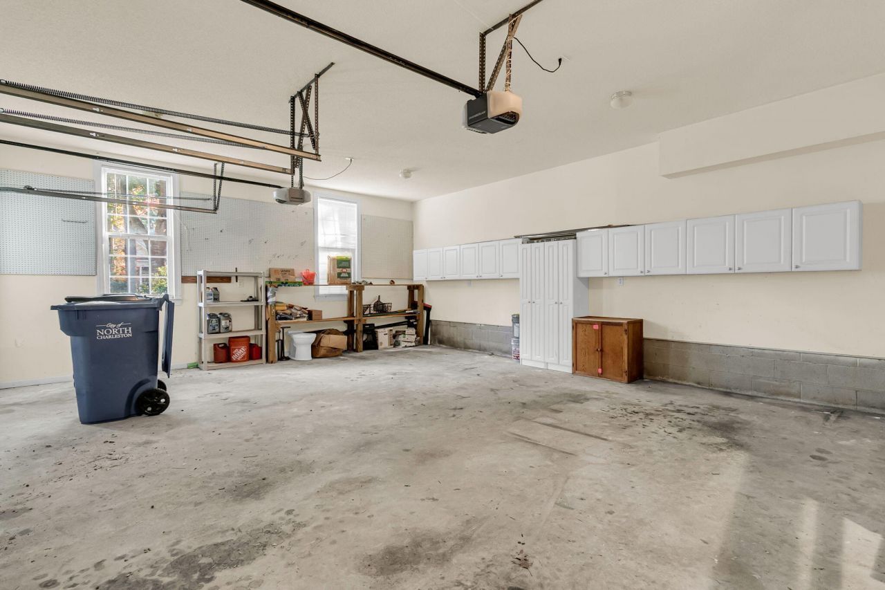 4201 Meadowbrook Court Photo 45