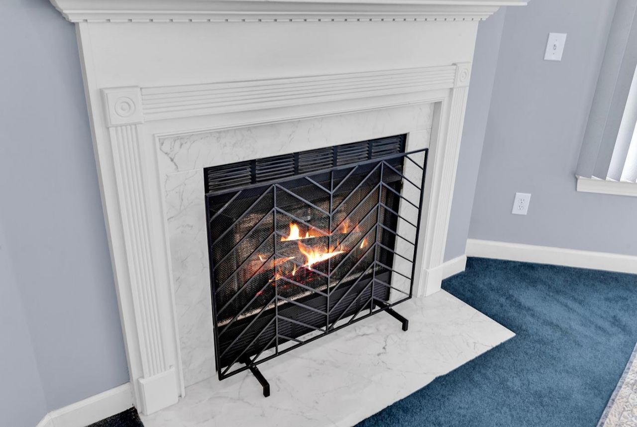 1183 N Blackmoor Dr. Photo 20