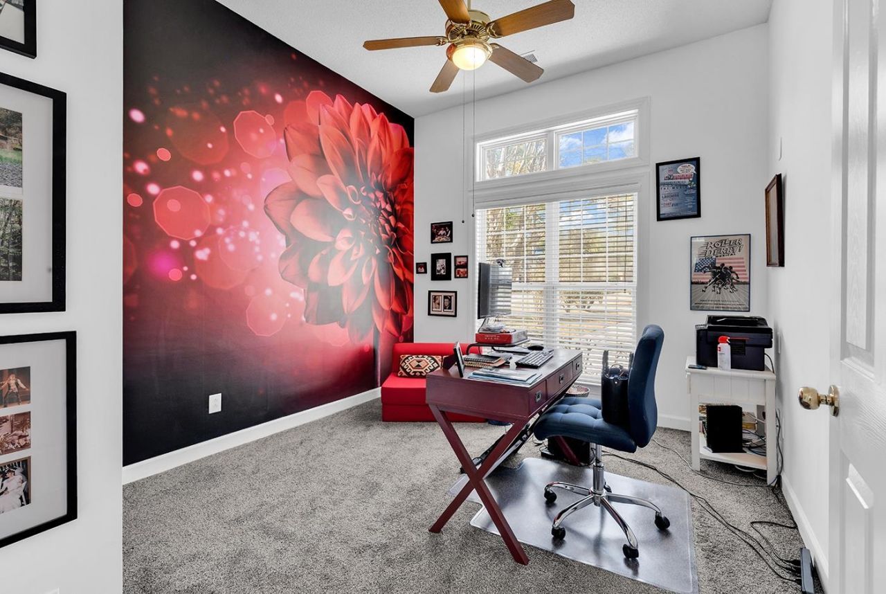 1183 N Blackmoor Dr. Photo 25