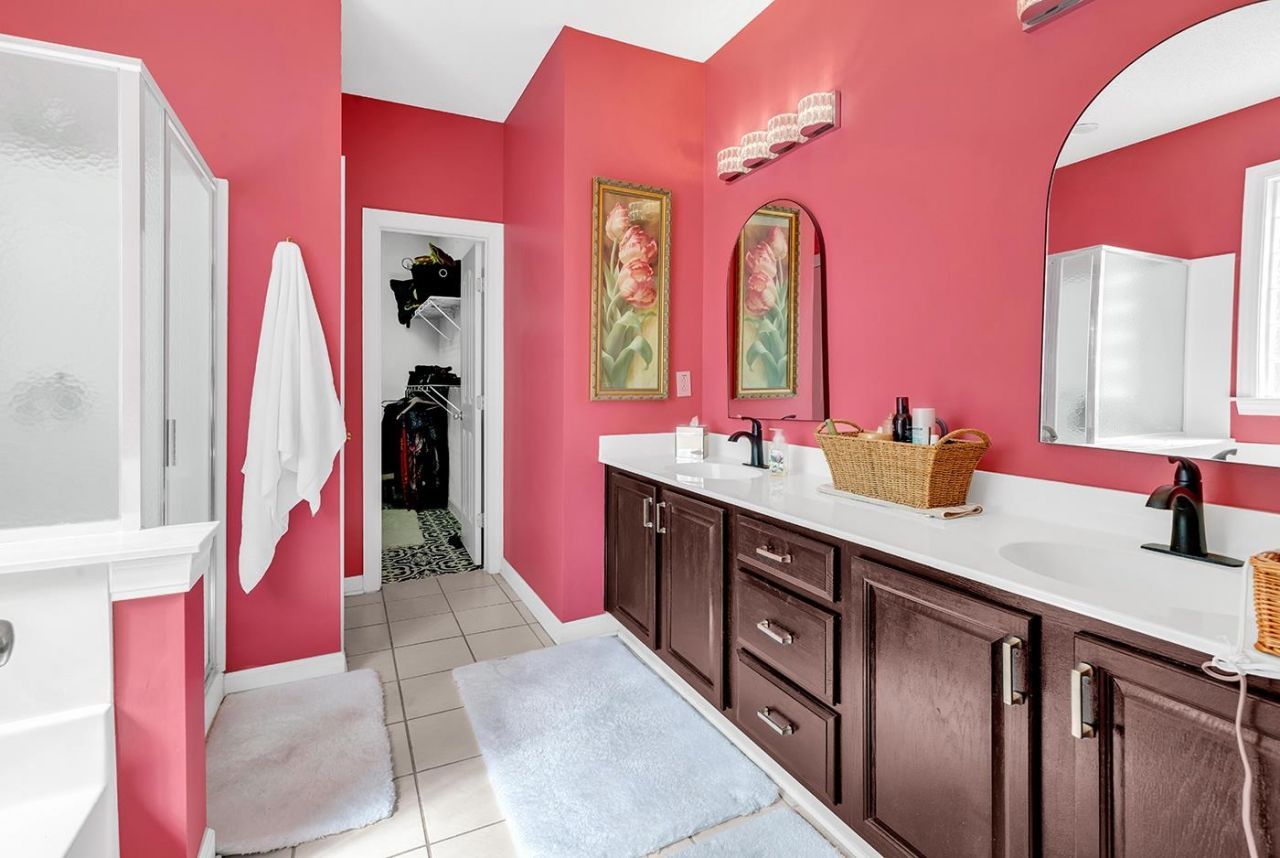 1183 N Blackmoor Dr. Photo 33