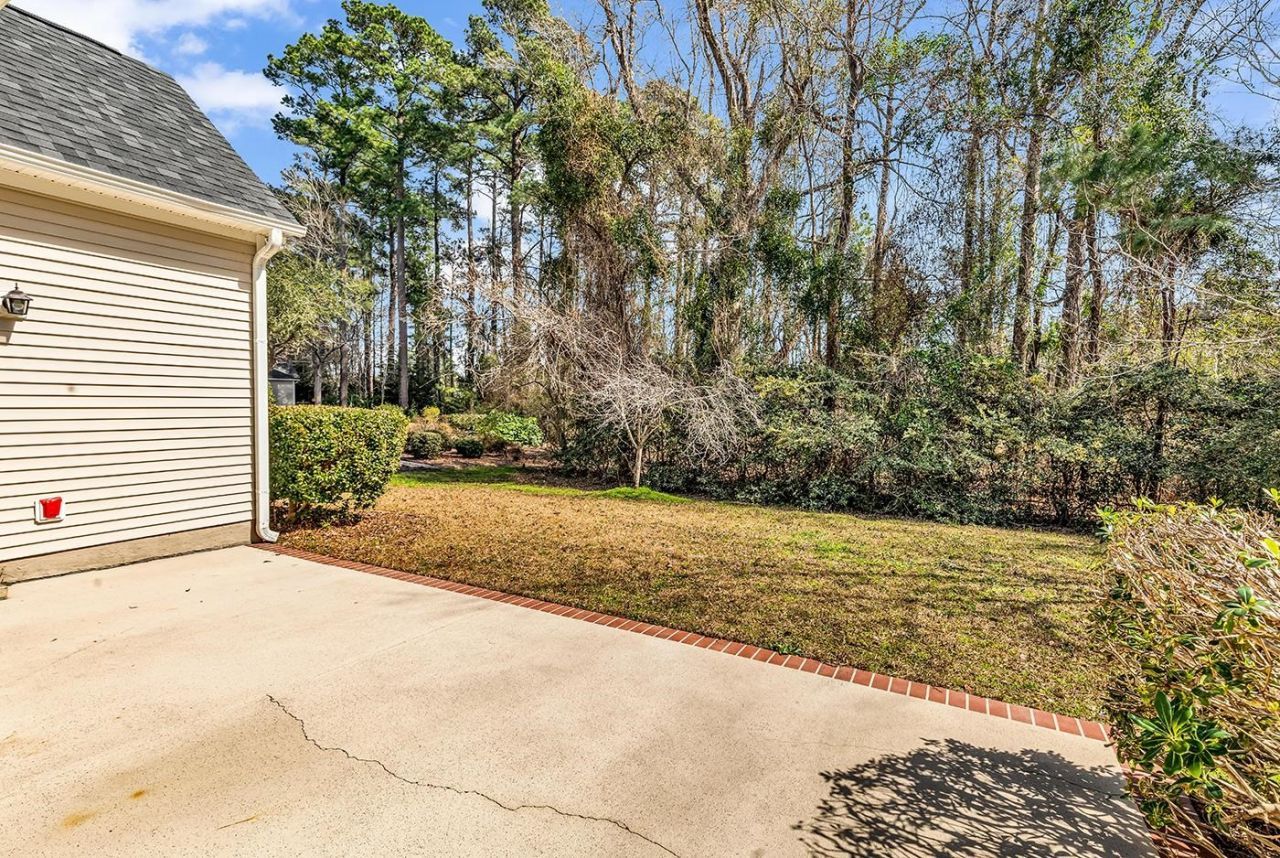 1183 N Blackmoor Dr. Photo 36