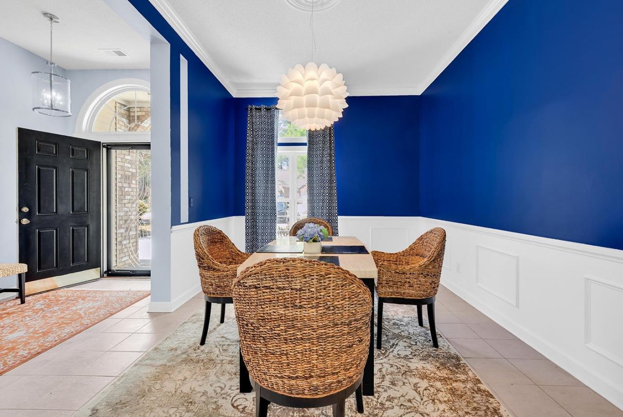 1183 N Blackmoor Dr. Photo 42