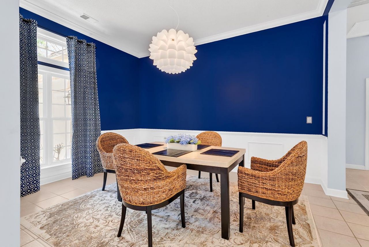 1183 N Blackmoor Dr. Photo 43