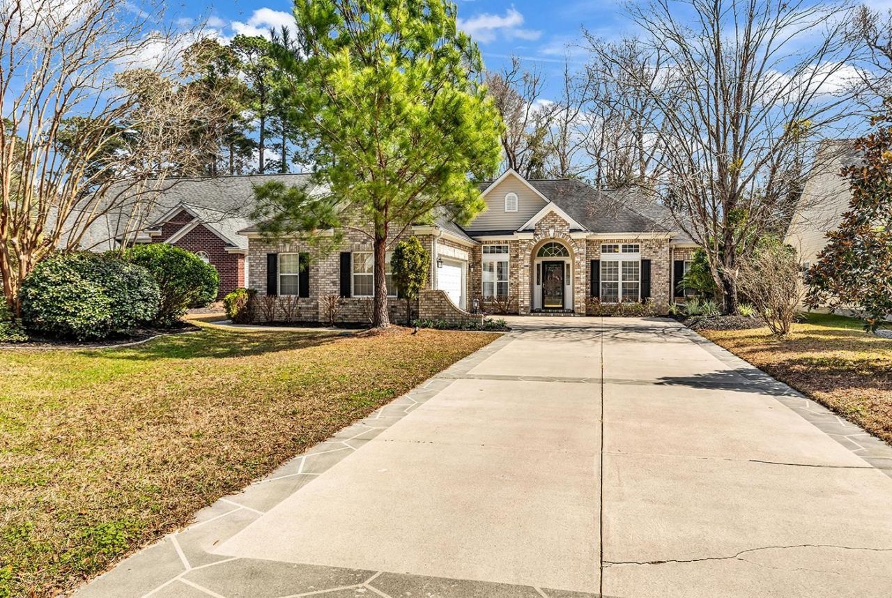 1183 N Blackmoor Dr. Photo 52