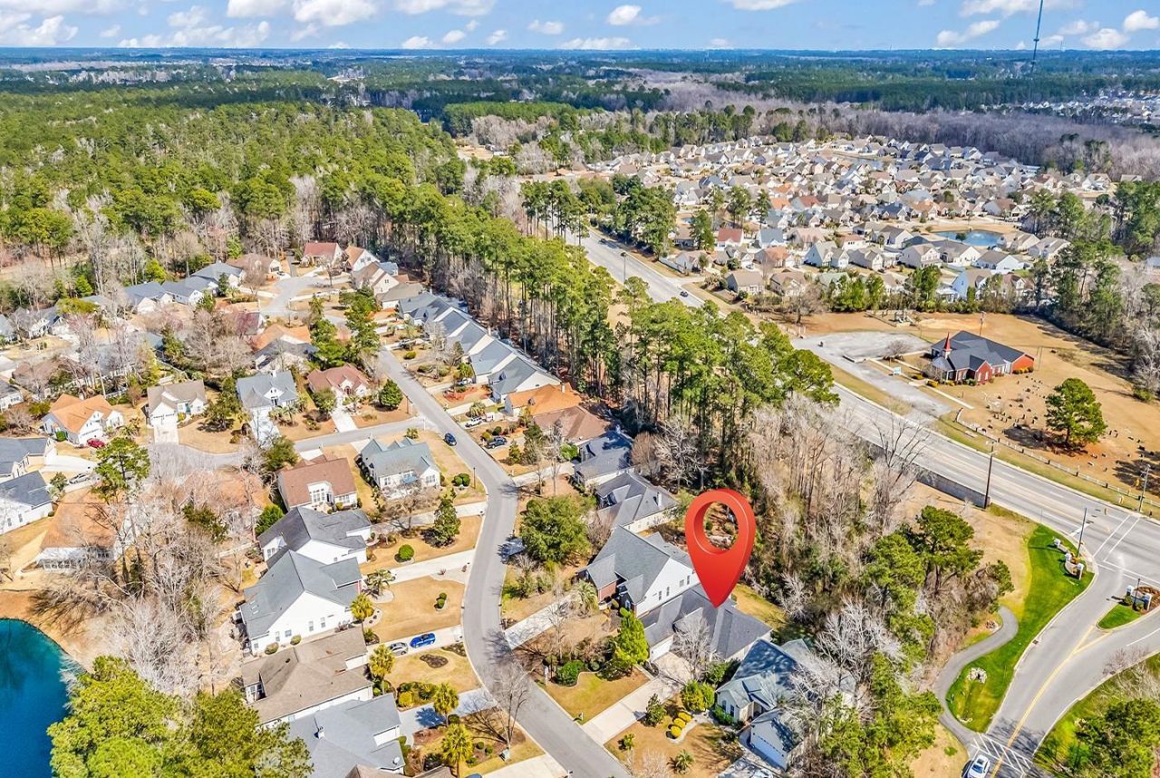 1183 N Blackmoor Dr. Photo 61