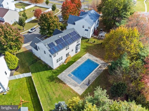 3 JASPER DRIVE, COLUMBUS, NJ 08022