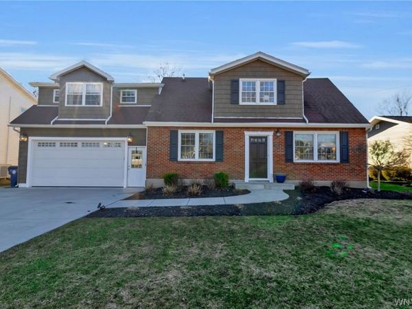 216 N Linden Street , Williamsville, NY 14221