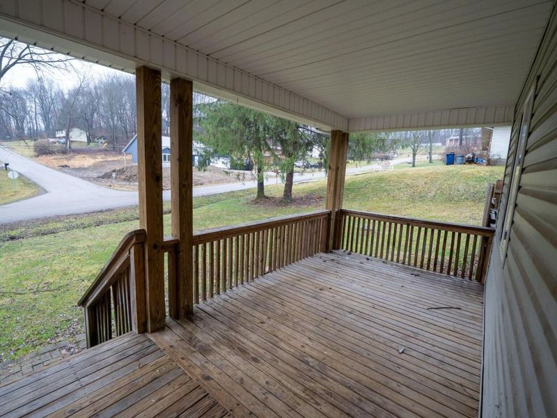 92 Brentview Drive NE, Newark, OH 43055 Photo 16