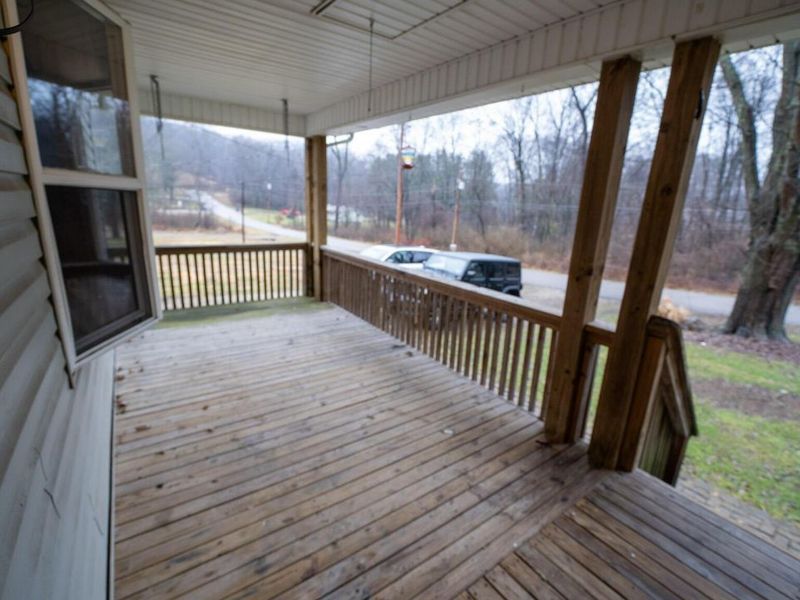 92 Brentview Drive NE, Newark, OH 43055 Photo 17