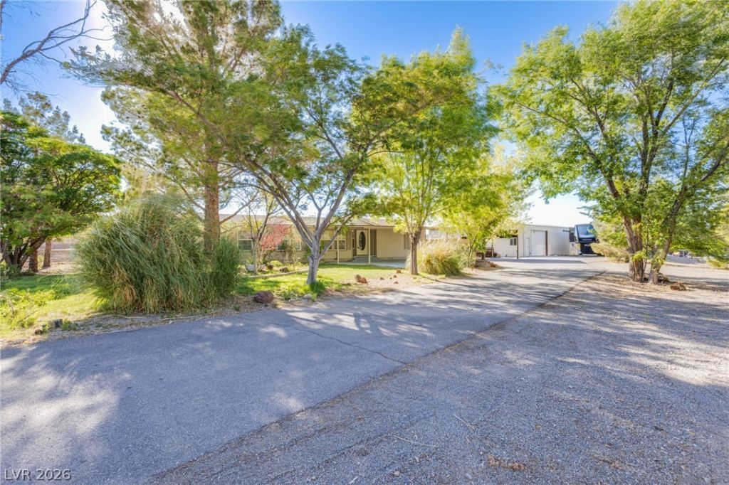 220 Raleigh Lane, Indian Springs, NV 89018