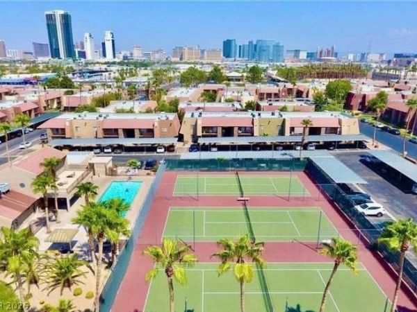 4990 River Glen Drive , Unit 168, Las Vegas, NV 89103