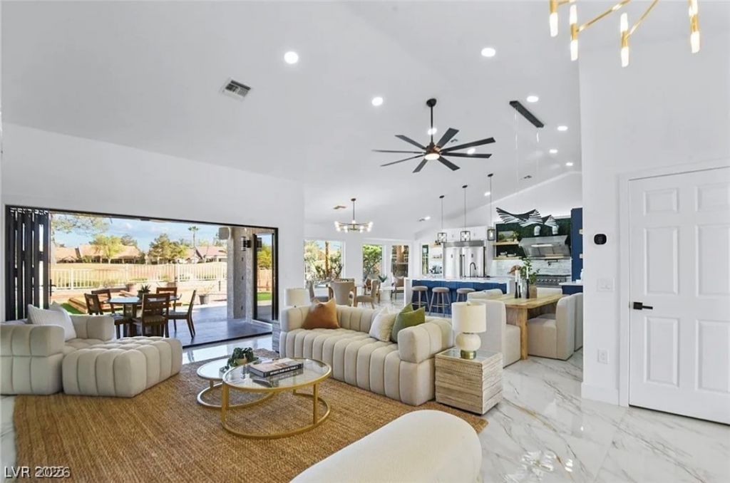 2652 Golfside Drive, Las Vegas, NV 89134 Main Photo