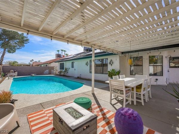 3709 Broxburn Street, Las Vegas, NV 89108