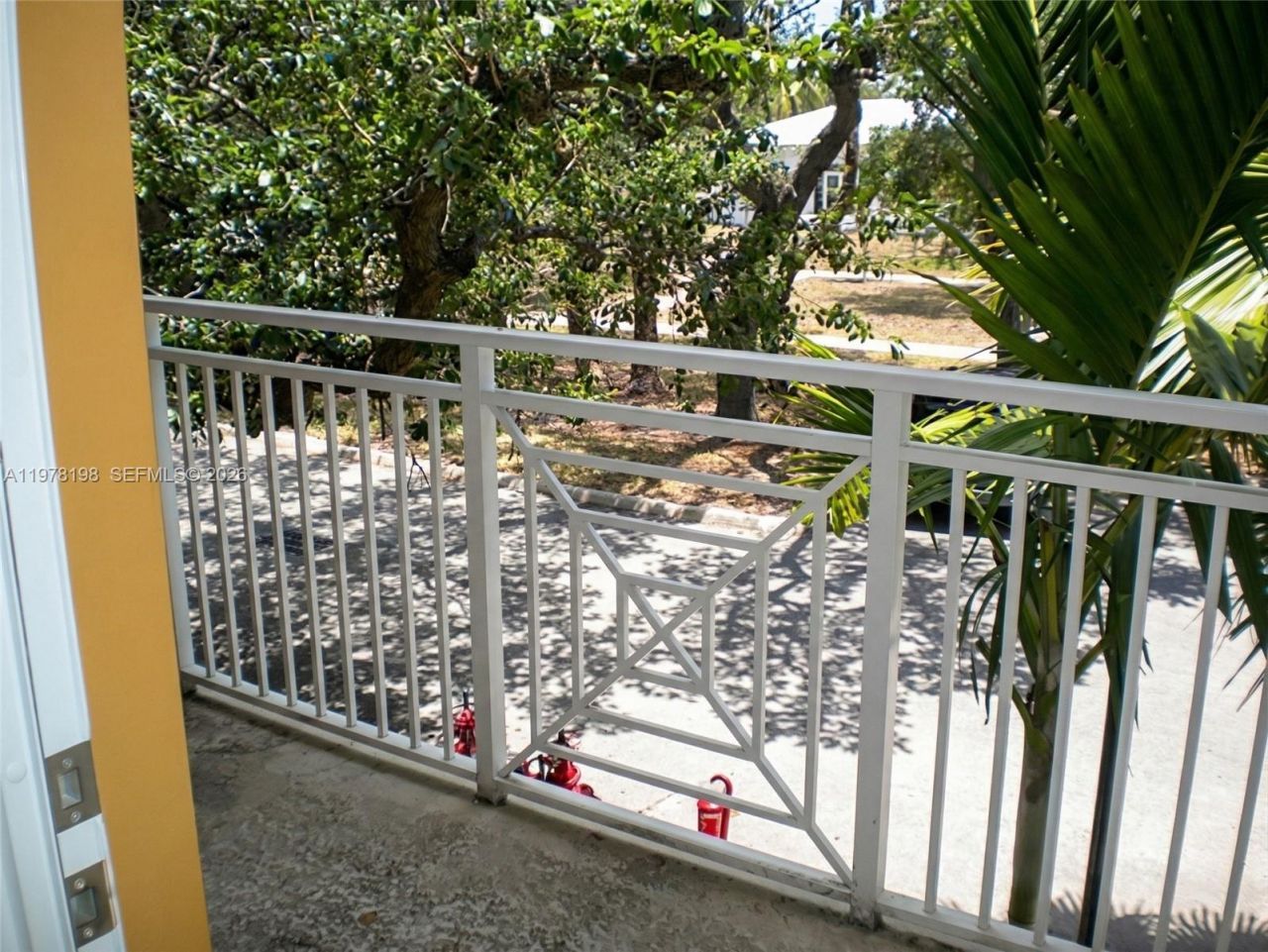 1308 SW 3rd Ct, Fort Lauderdale, FL 33312 Photo