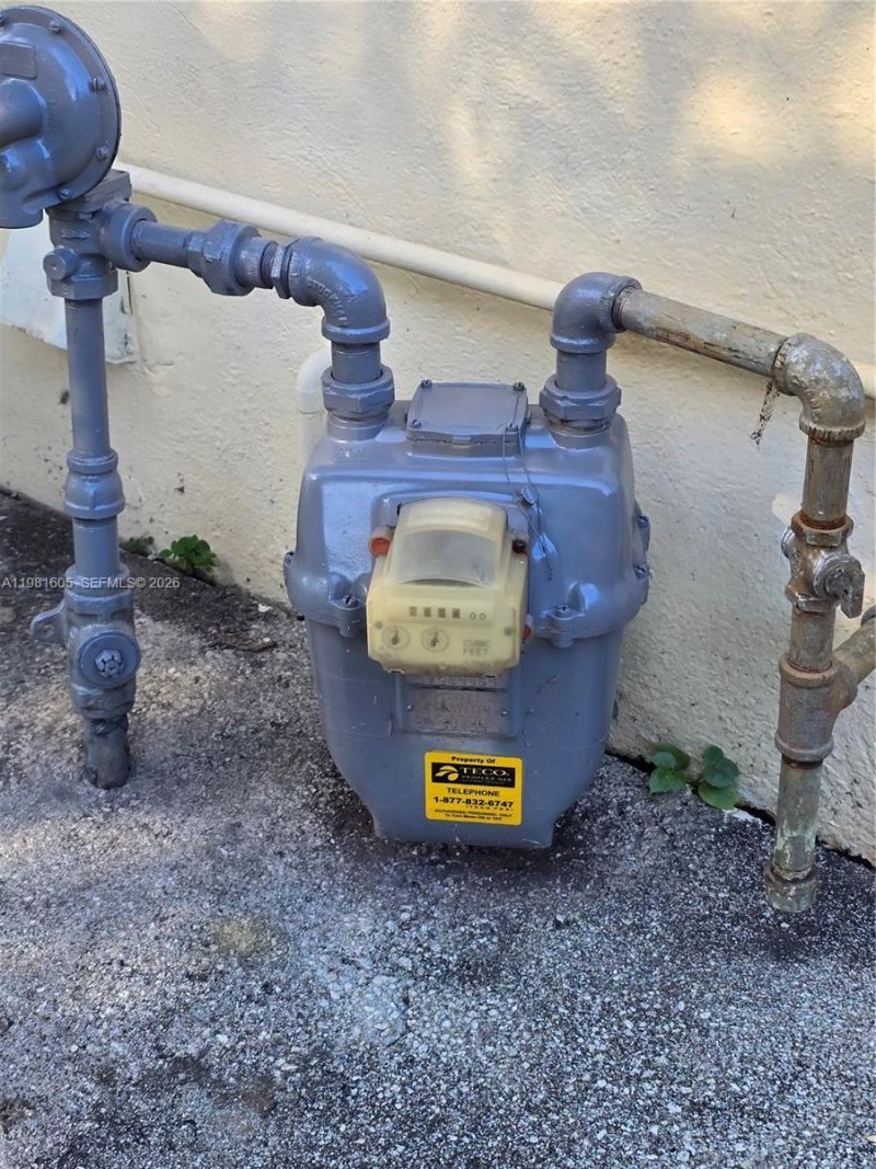 1033 N 19th Ave, Hollywood, FL 33020 Photo