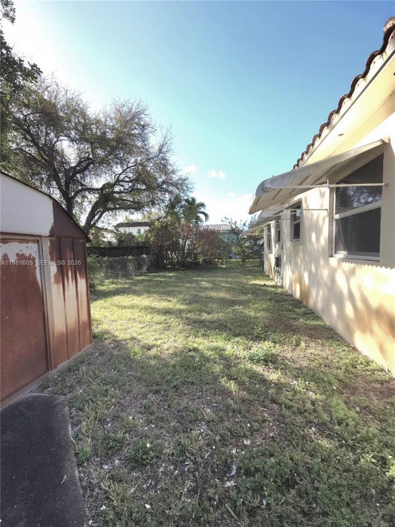 1033 N 19th Ave, Hollywood, FL 33020 Photo