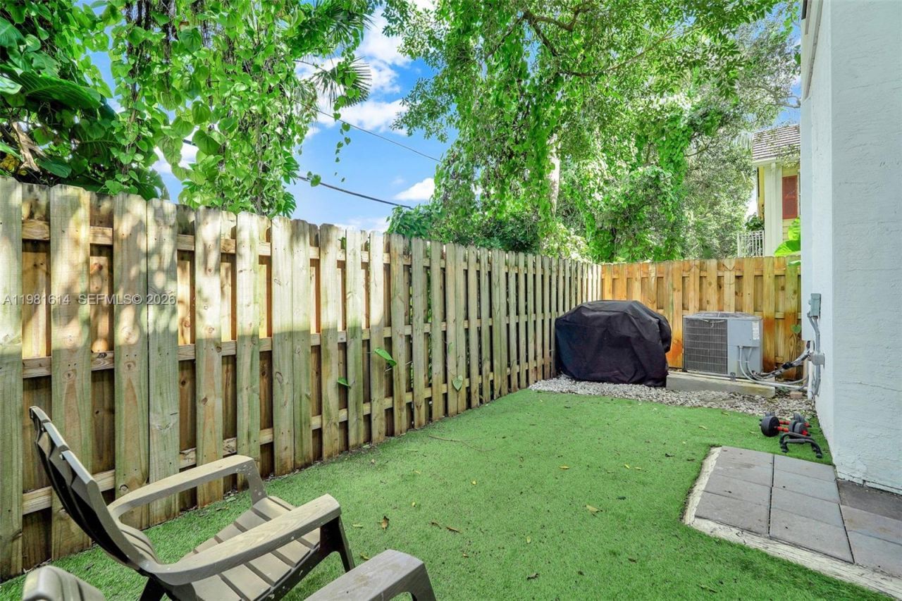 1901 SW 5th Ct, Fort Lauderdale, FL 33312 Photo