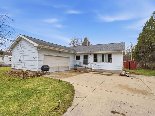 109 Libhart Street, Lyons, MI 48851