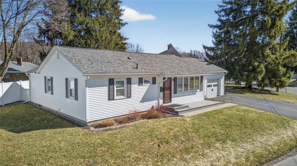 13 S Belmont Circle, Oneonta, NY 13820 Main Photo