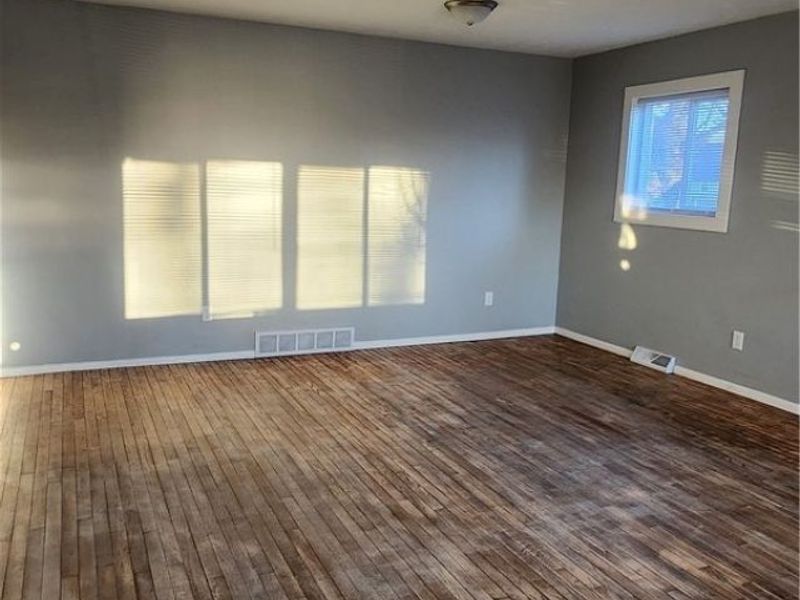 530 Lawnview Avenue, Painesville, OH 44077 Photo 6