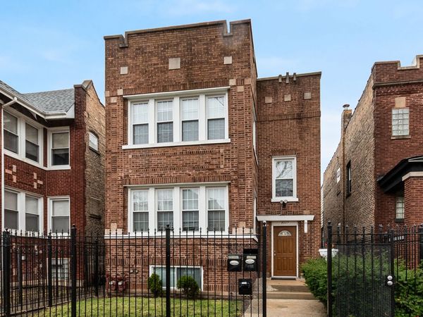 8047 S Justine Street , Chicago, IL 60620