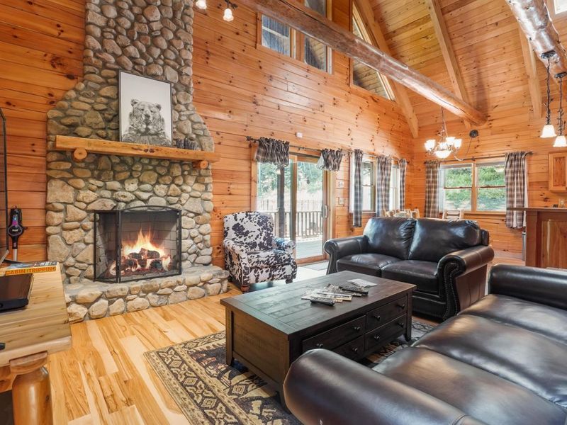 18188 Buckingham Road , Logan, OH 43138 Photo 6