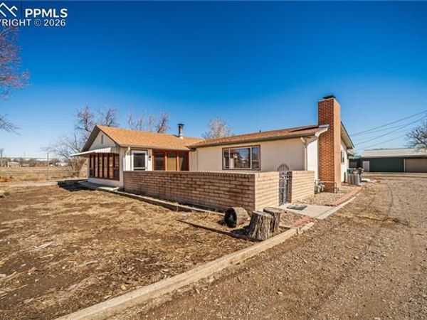 302 Meade Avenue, Pueblo, CO 81001