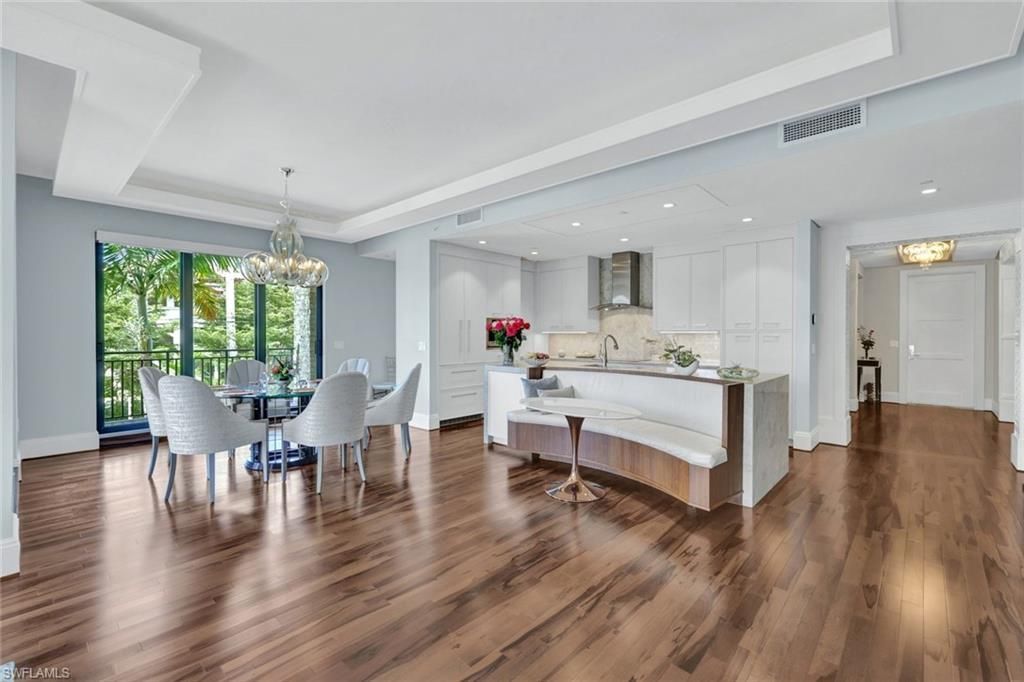 1035 3rd Ave S, Unit 201, Naples, FL 34102 Photo