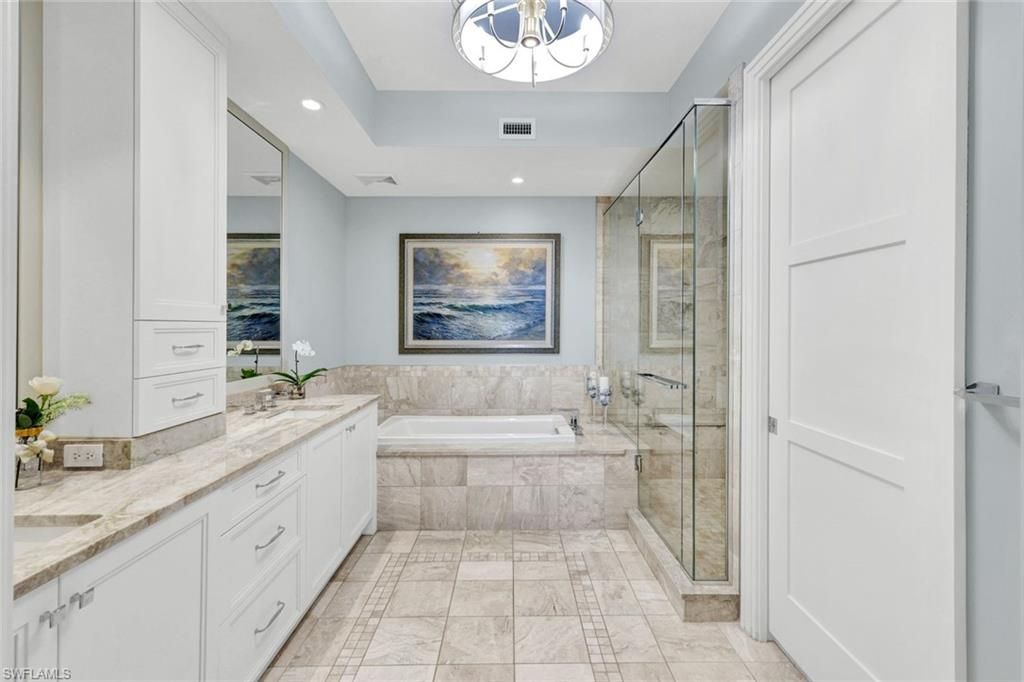 1035 3rd Ave S, Unit 201, Naples, FL 34102 Photo