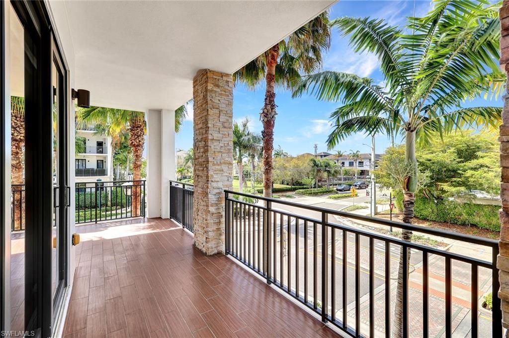 1035 3rd Ave S, Unit 201, Naples, FL 34102 Photo