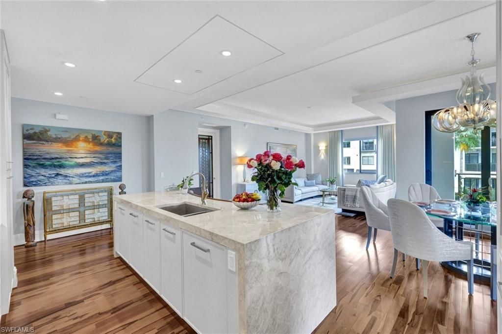 1035 3rd Ave S, Unit 201, Naples, FL 34102 Photo